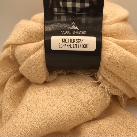 NWT True North Peachy Keen Knitted Scarf - Picture 4 of 6
